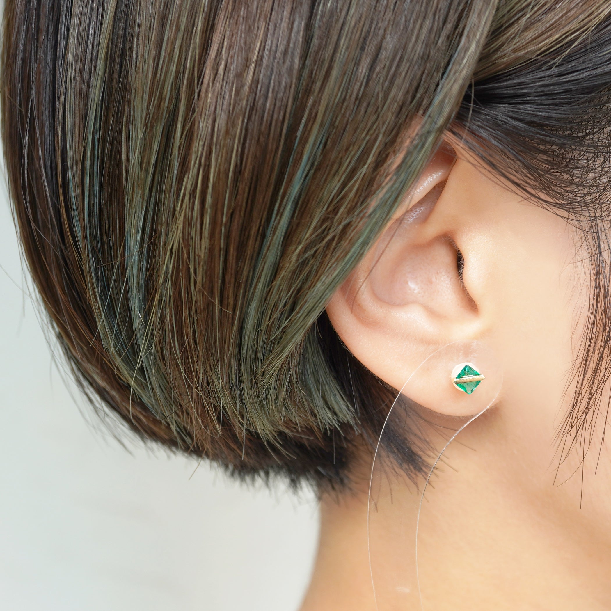BAND EARRINGS EMERALD #2293
