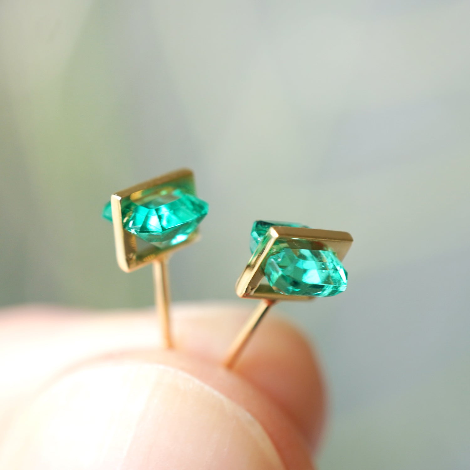 BAND EARRINGS EMERALD #2941
