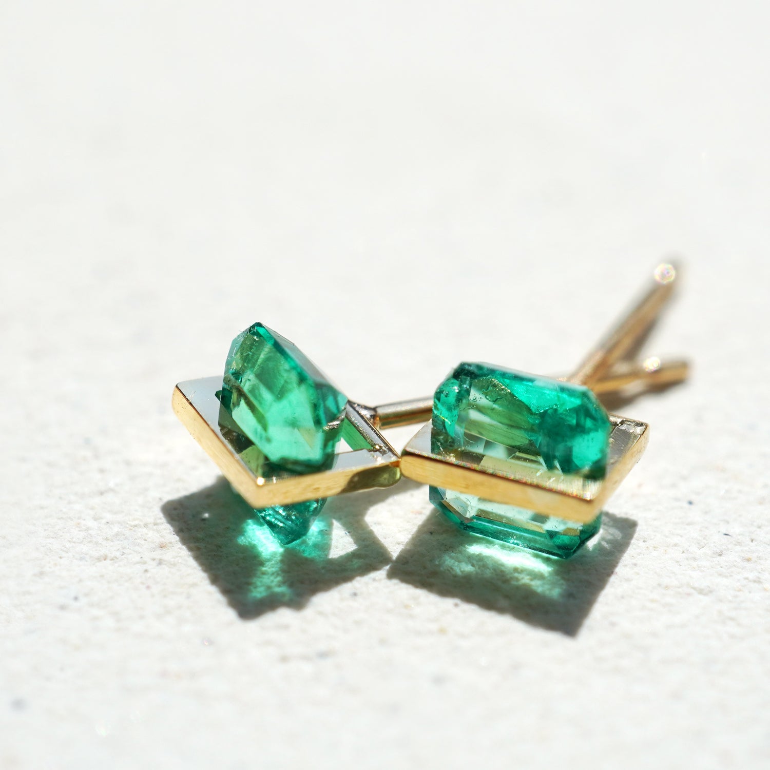 BAND EARRINGS EMERALD #2941
