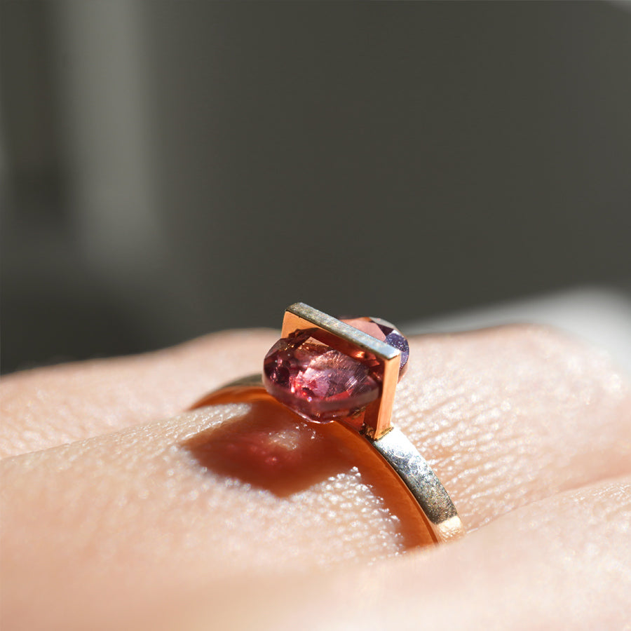 BAND RING GARNET #1775
