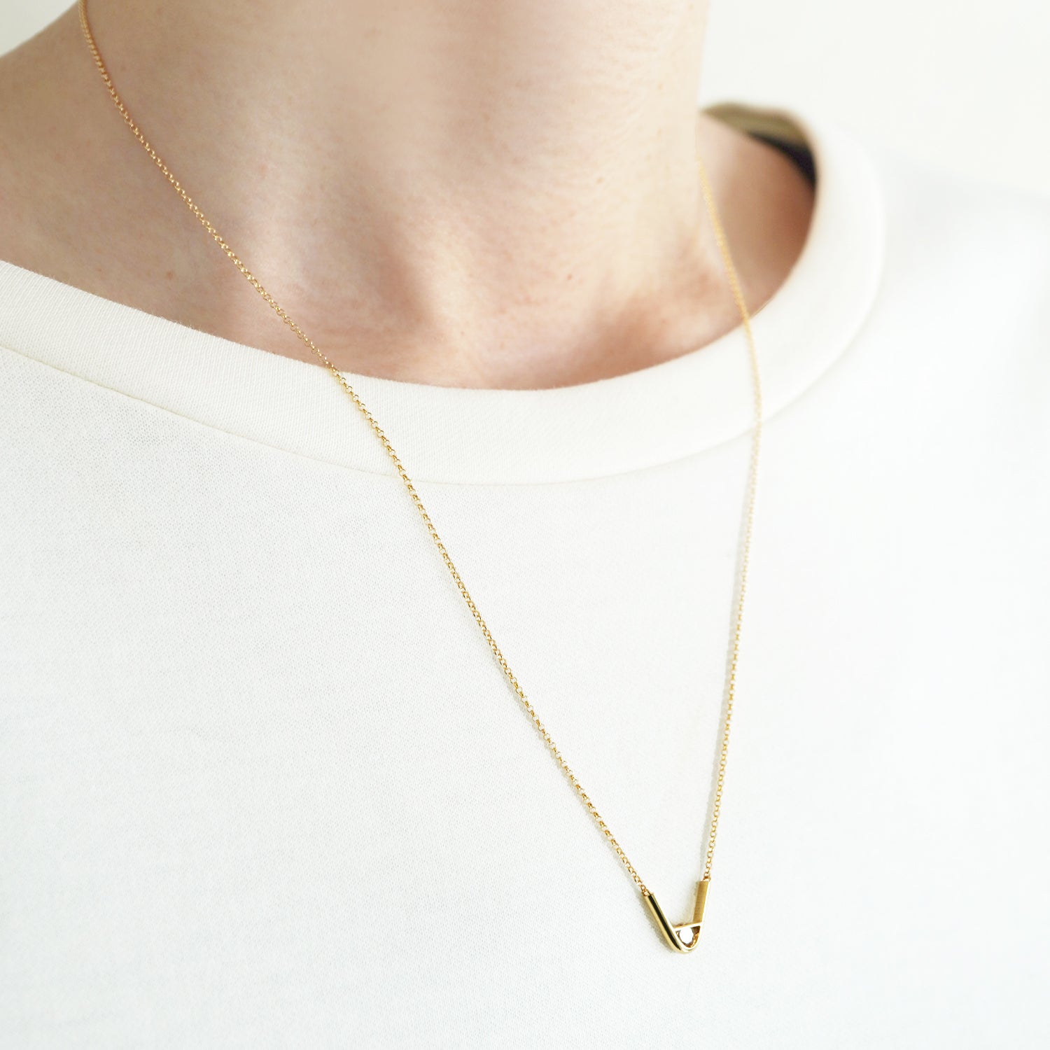 TIP NECKLACE