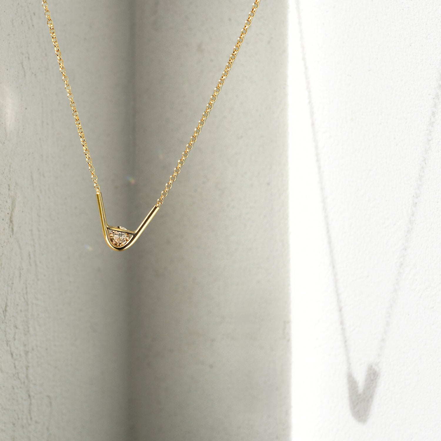 TIP NECKLACE