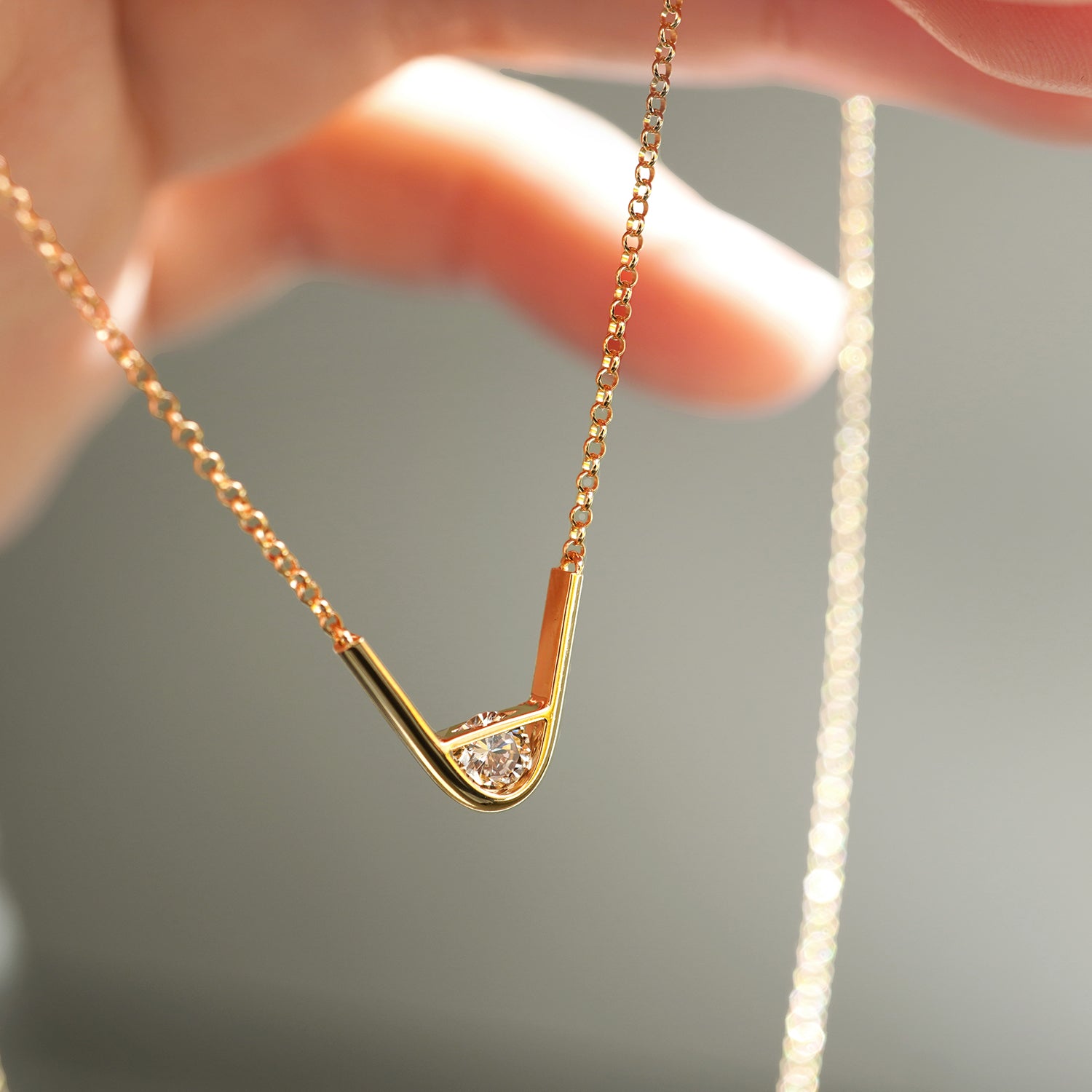TIP NECKLACE