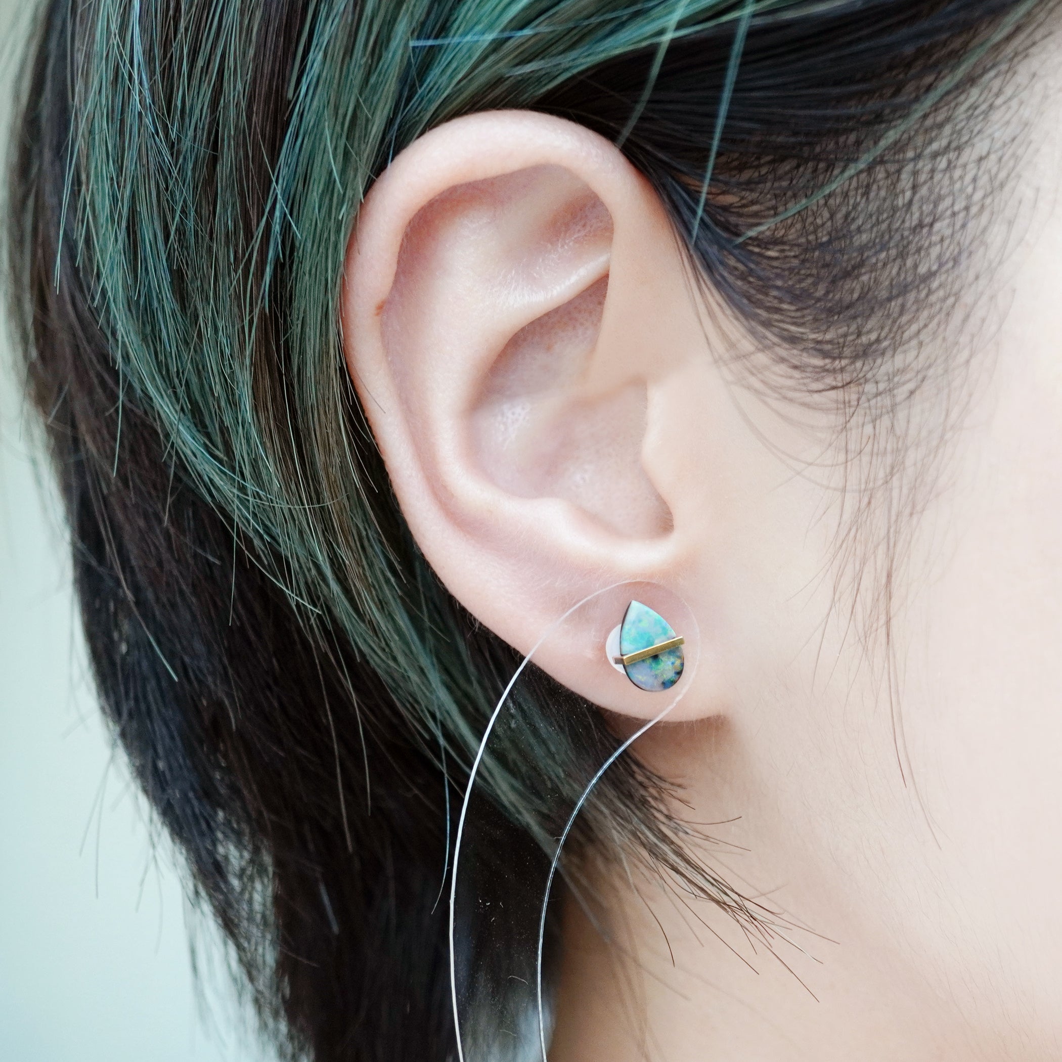 BAND SINGLE EARRING BOULDER OPAL #2025
