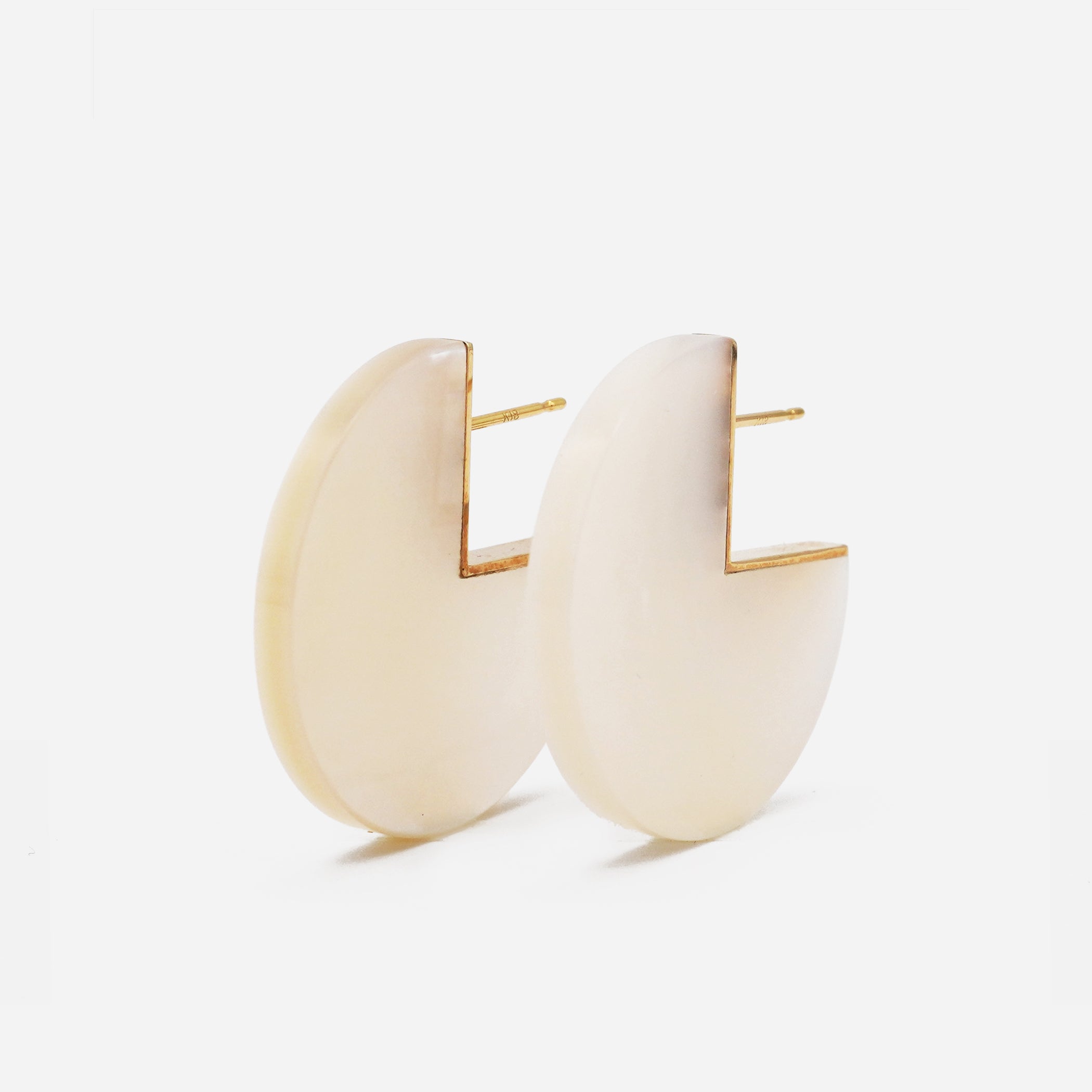 SLICE EARRINGS PAIR 白蝶貝 #2748