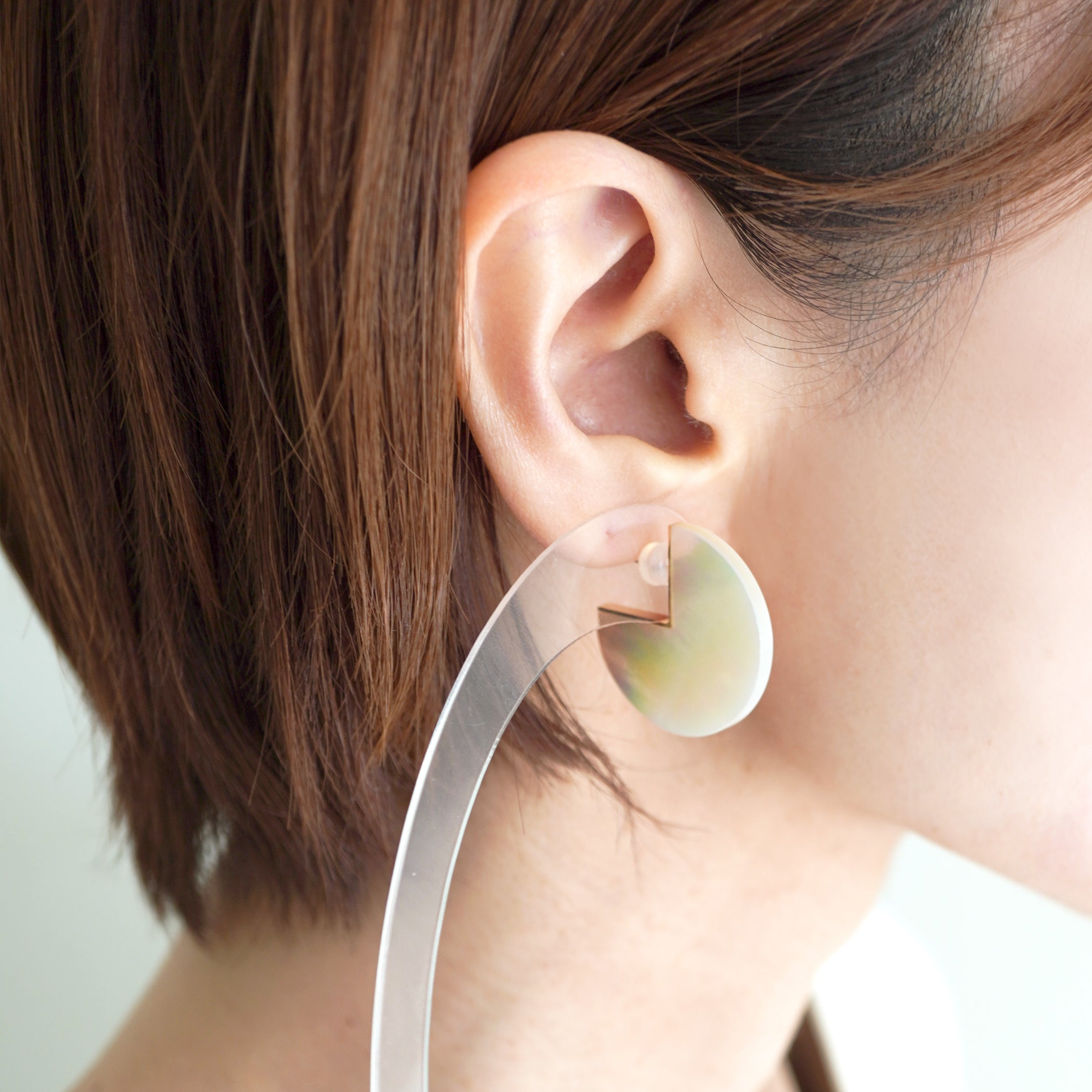 SLICE EARRING SINGLE 白蝶貝 #2871