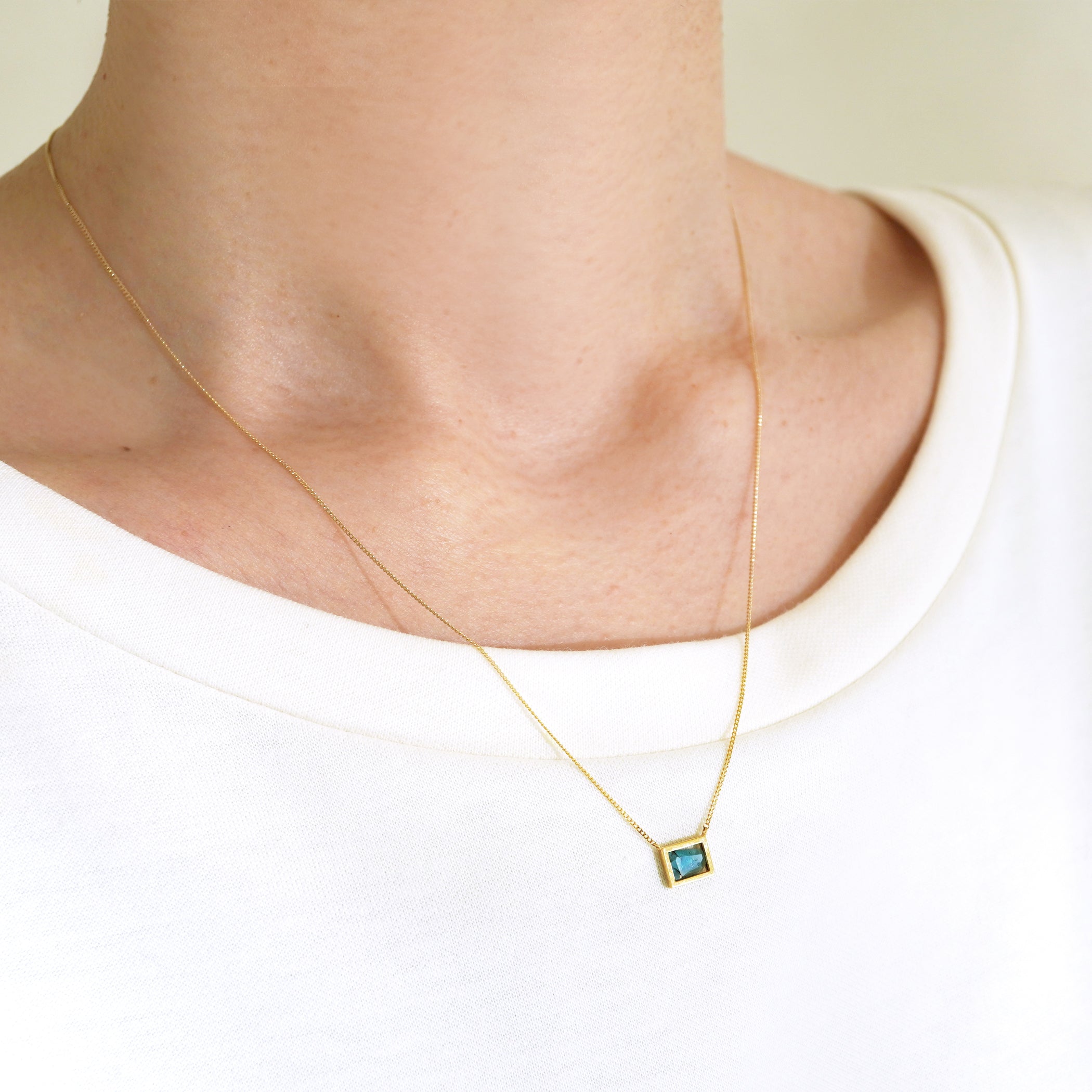 FRAME DIAMOND NECKLACE BLUE #2763