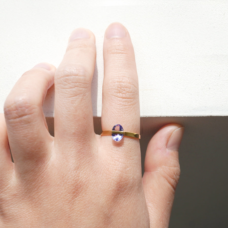 BAND RING TANZANITE #1794