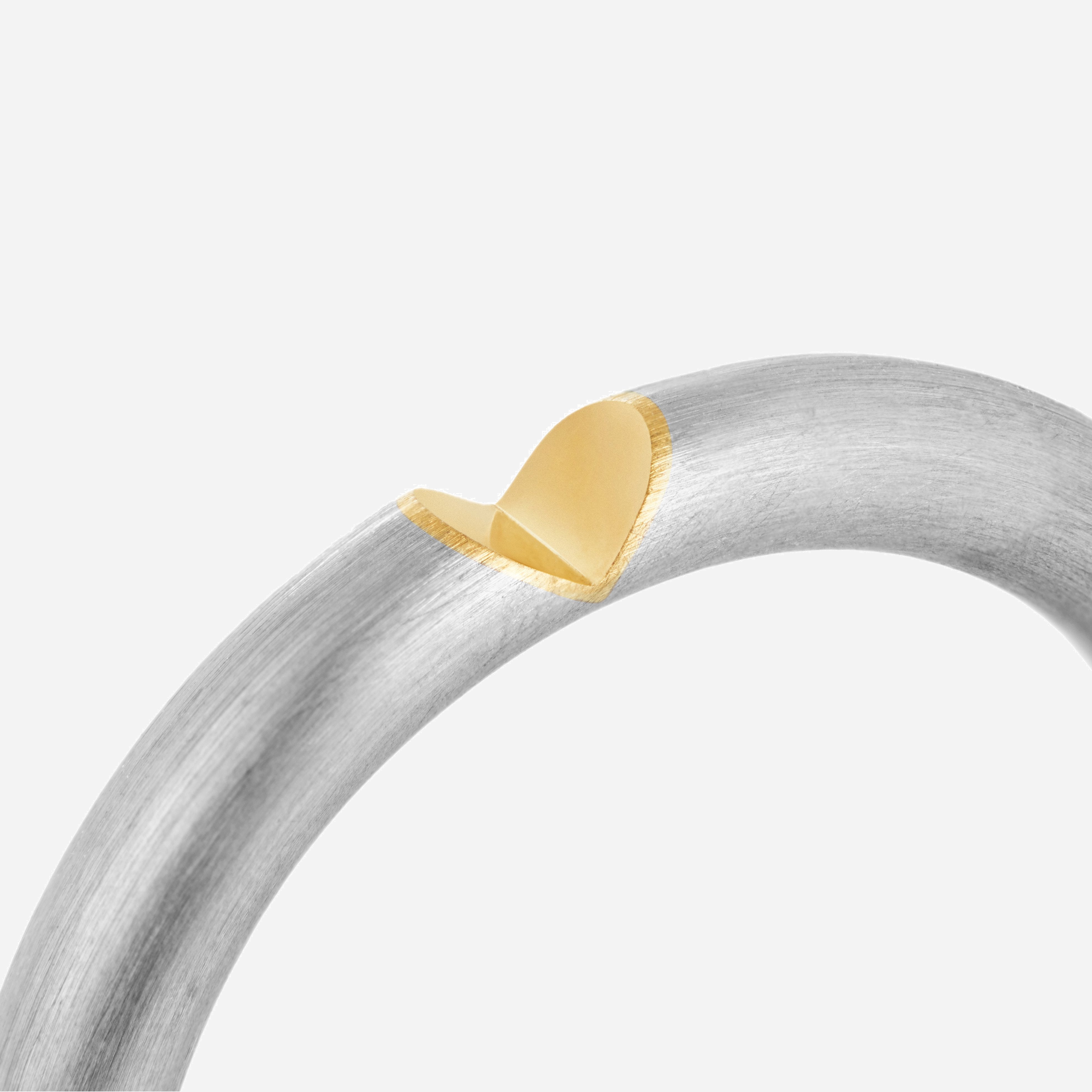 V RING