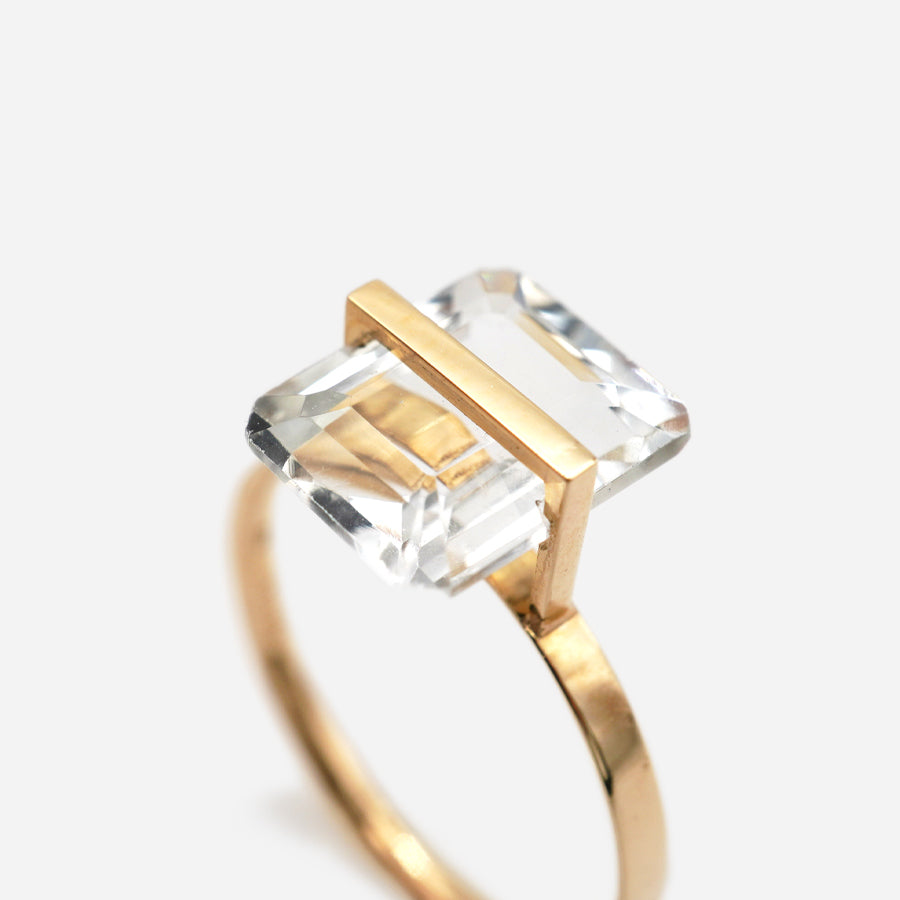 BAND RING WHITE TOPAZ #2304