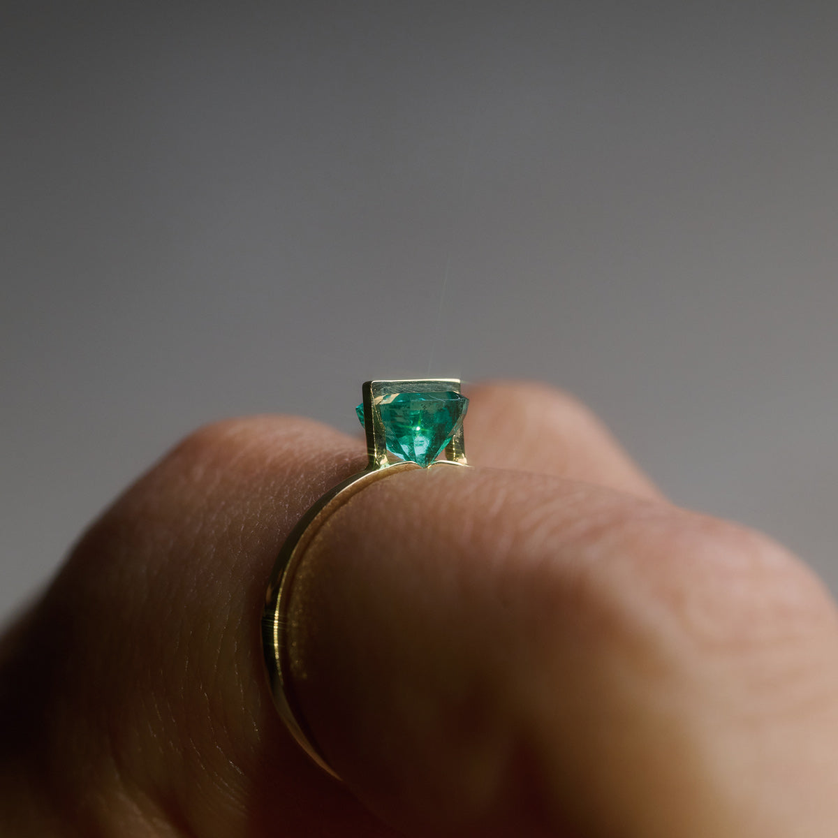 BAND RING EMERALD#3881