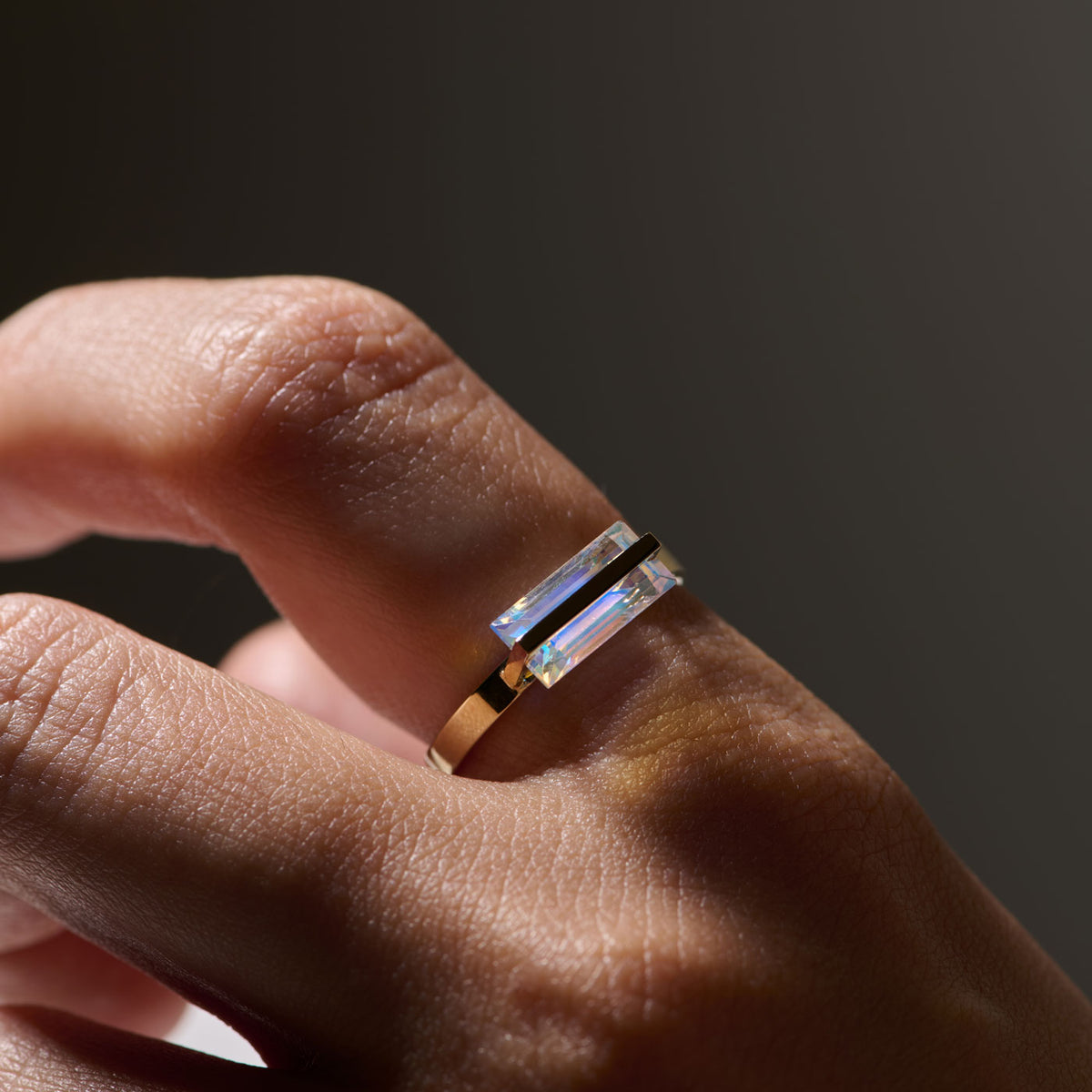 BAND RING RAINBOW MOONSTONE #4313