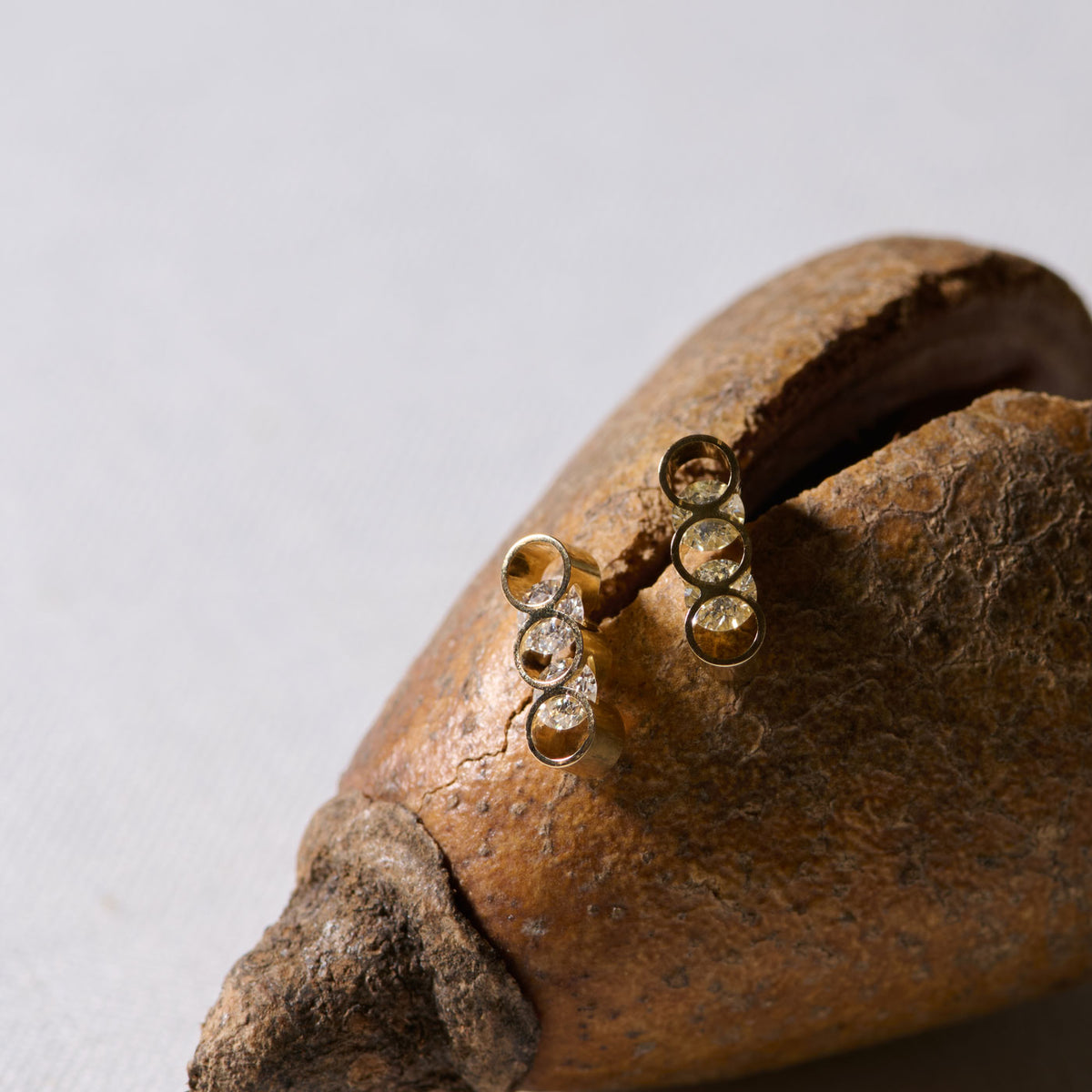 CON EARRING SMALL2