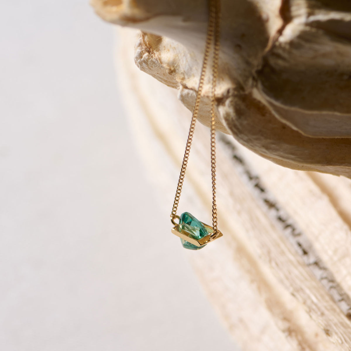 BAND NECKLACE EMERALD ♯4303