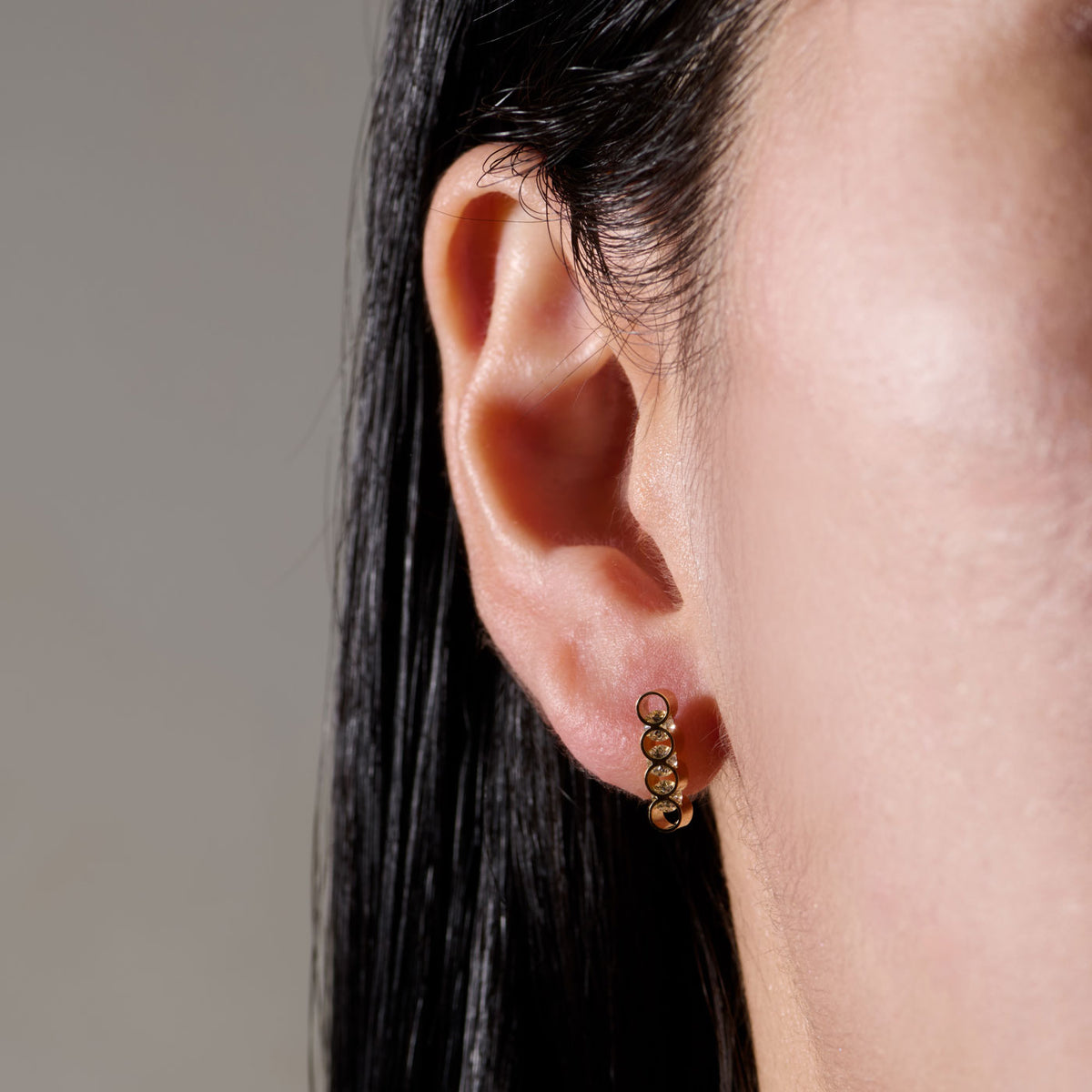 CON EARRING SMALL3