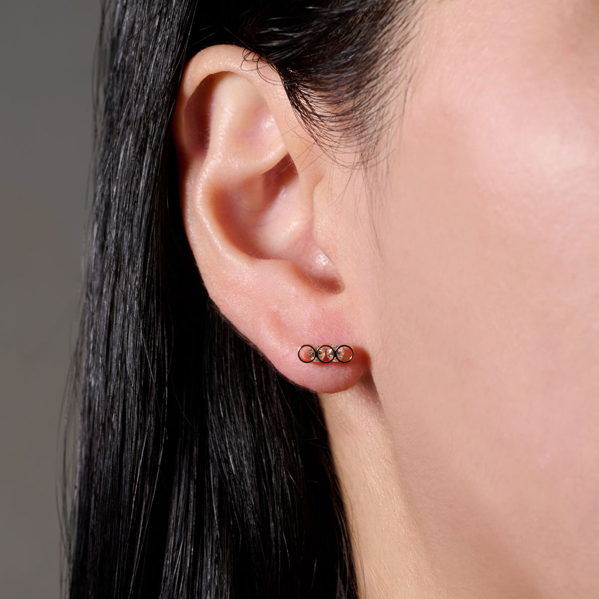 CON EARRING SMALL2