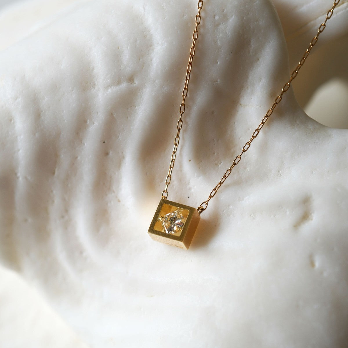 POSITION NECKLACE 0.198ct #3584