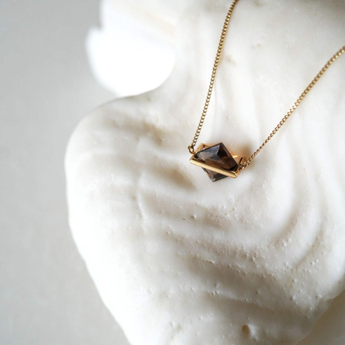 BAND NECKLACE SMOKY QUARTZ #4134