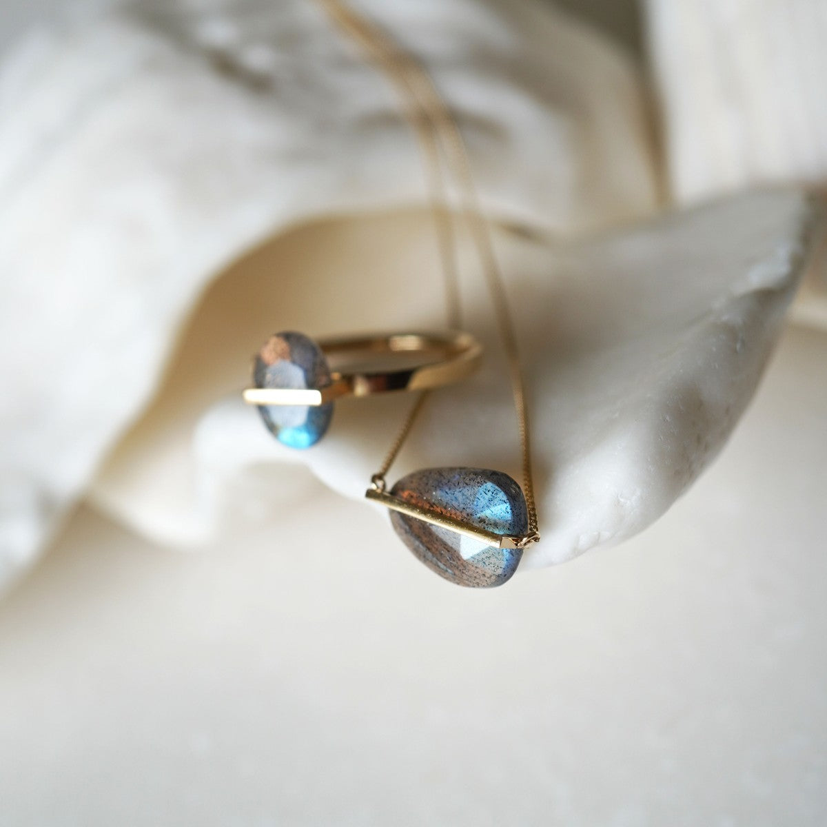 BAND NECKLACE LABRADORITE #4223