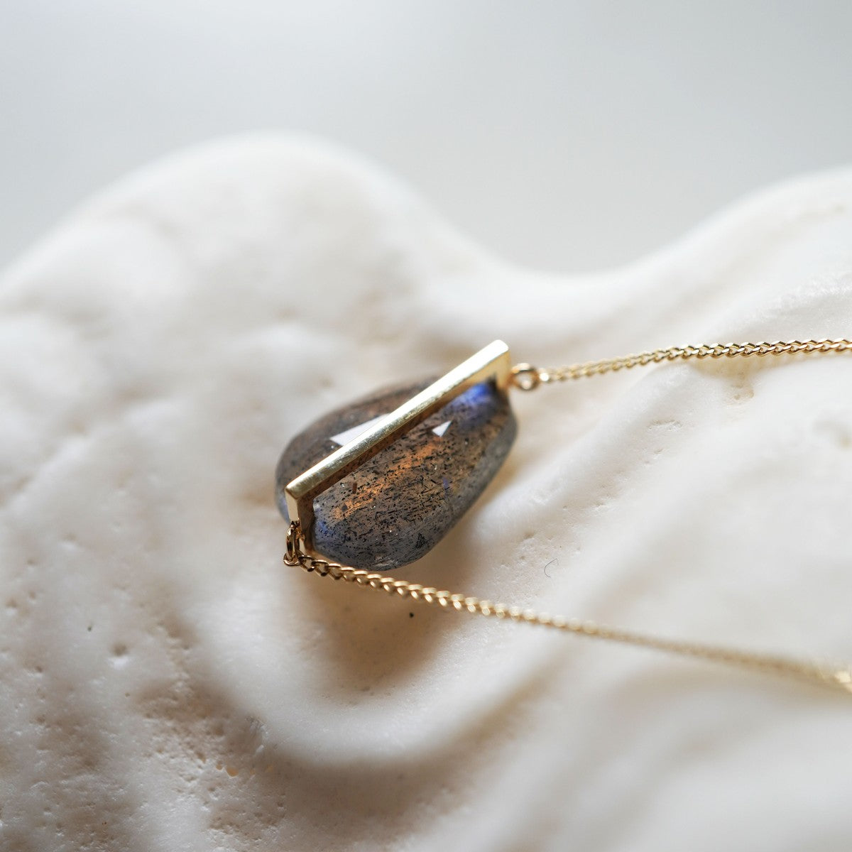 BAND NECKLACE LABRADORITE #4223