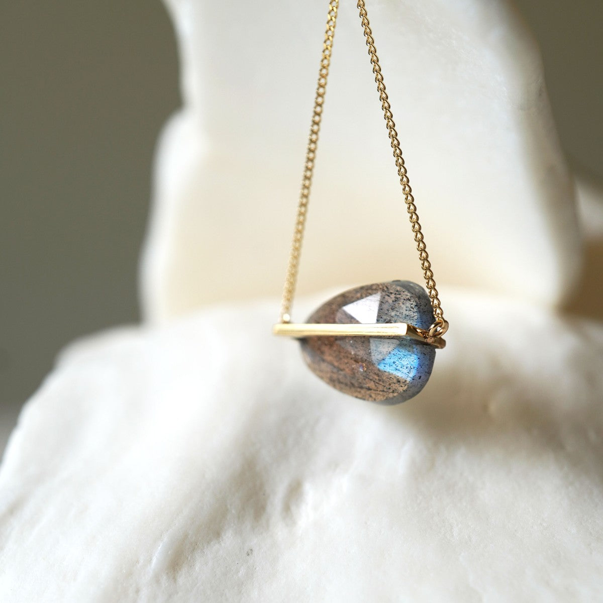 BAND NECKLACE LABRADORITE #4223