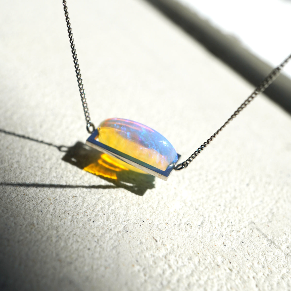 BAND NECKLACE OPAL #4130