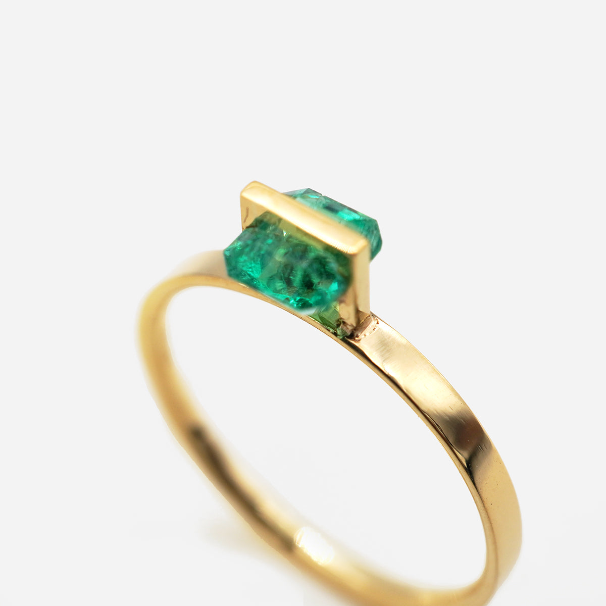 BAND RING EMERALD#4310