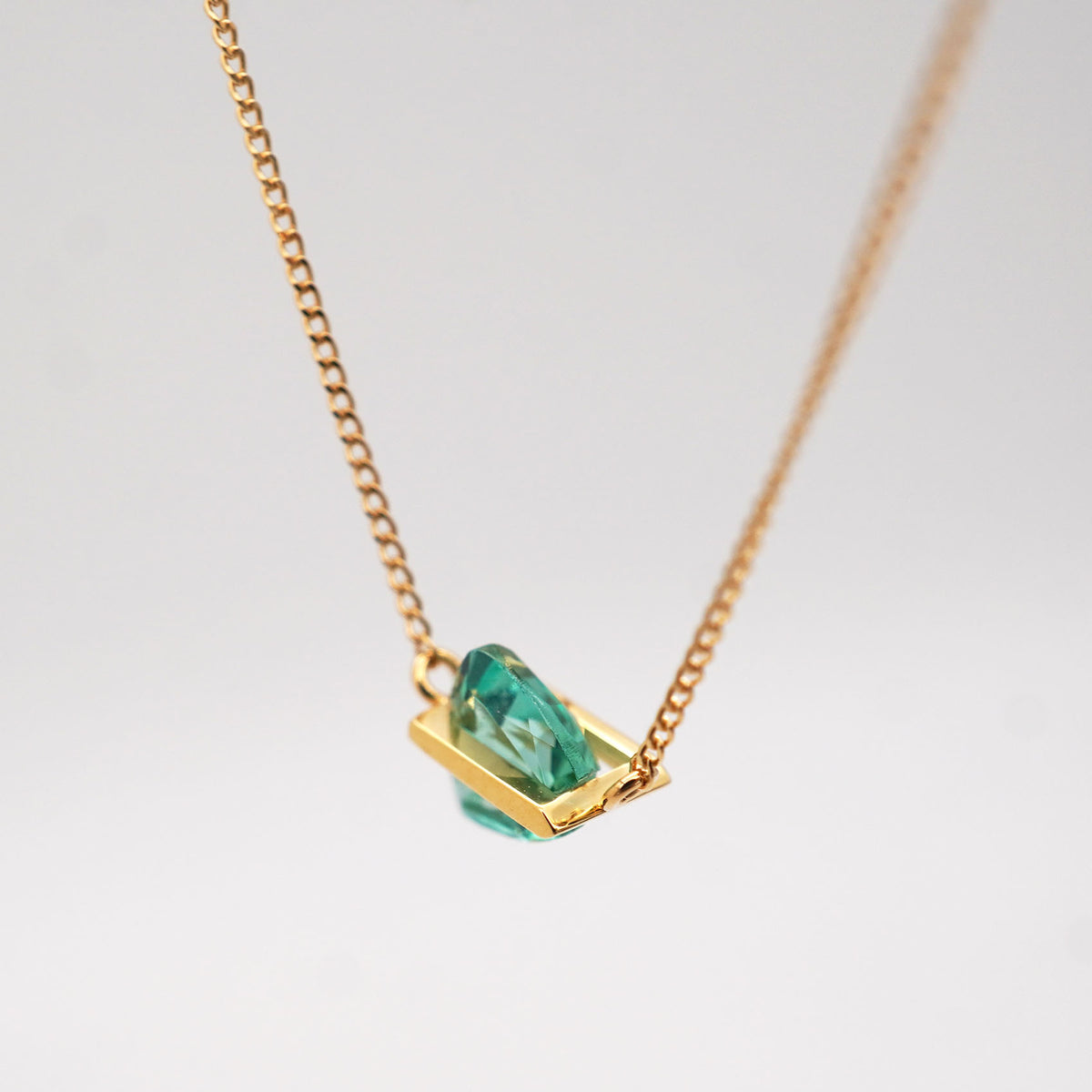 BAND NECKLACE EMERALD ♯4303