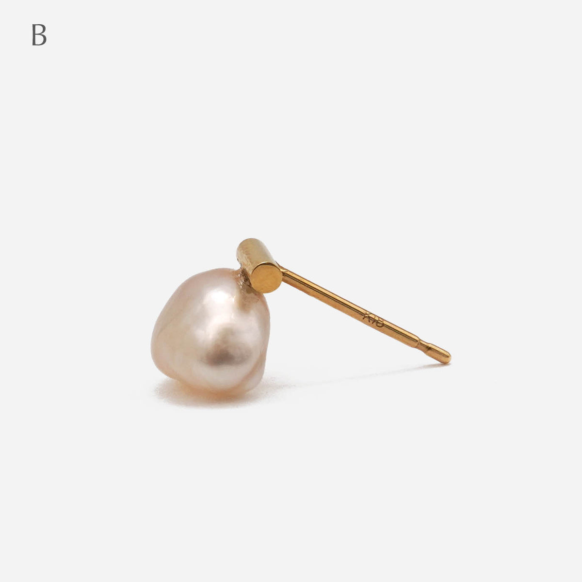 BAROQUE PEARL EARRING M