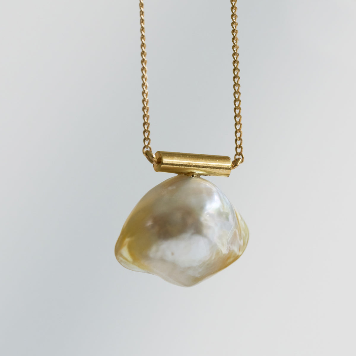 BAROQUE PEARL NECKLACE L