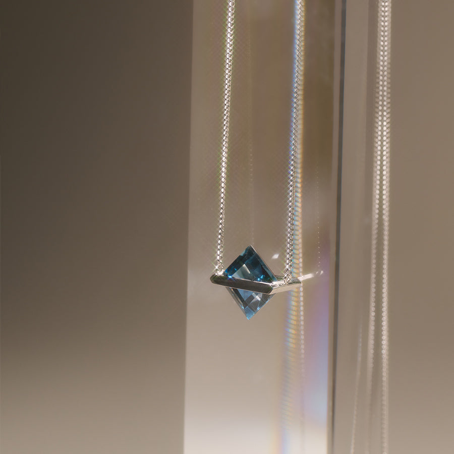 BAND NECKLACE BLUE TOPAZ #4117