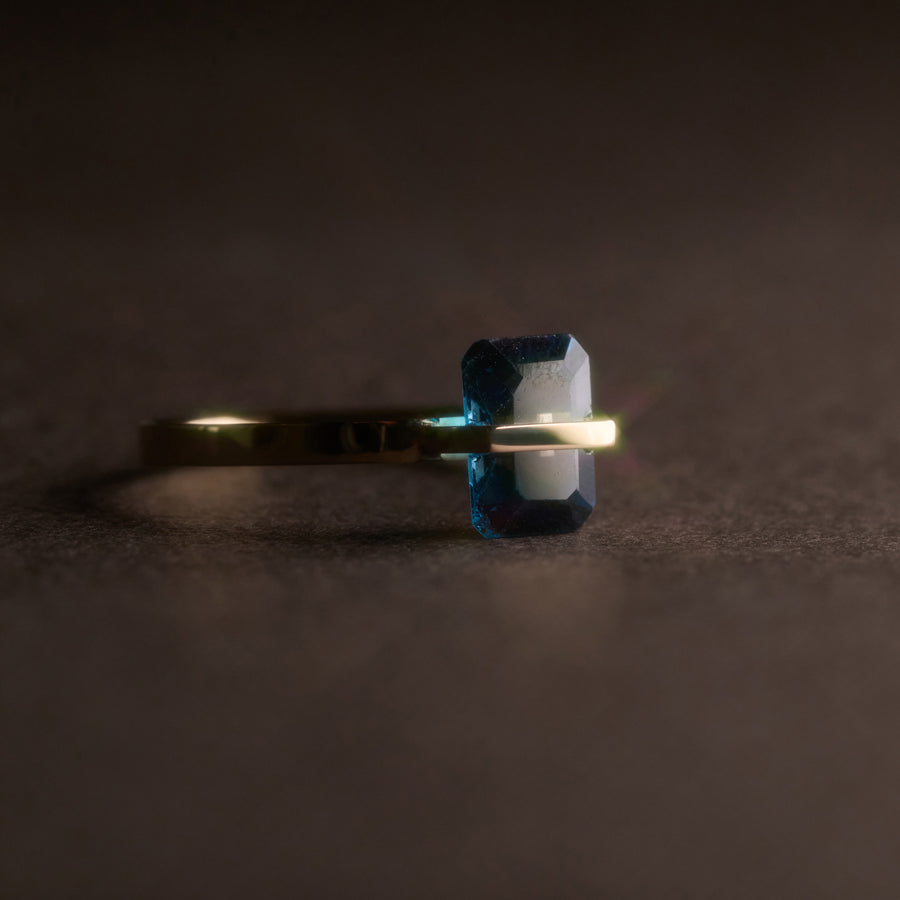 BAND RING BLUE TOPAZ#3991