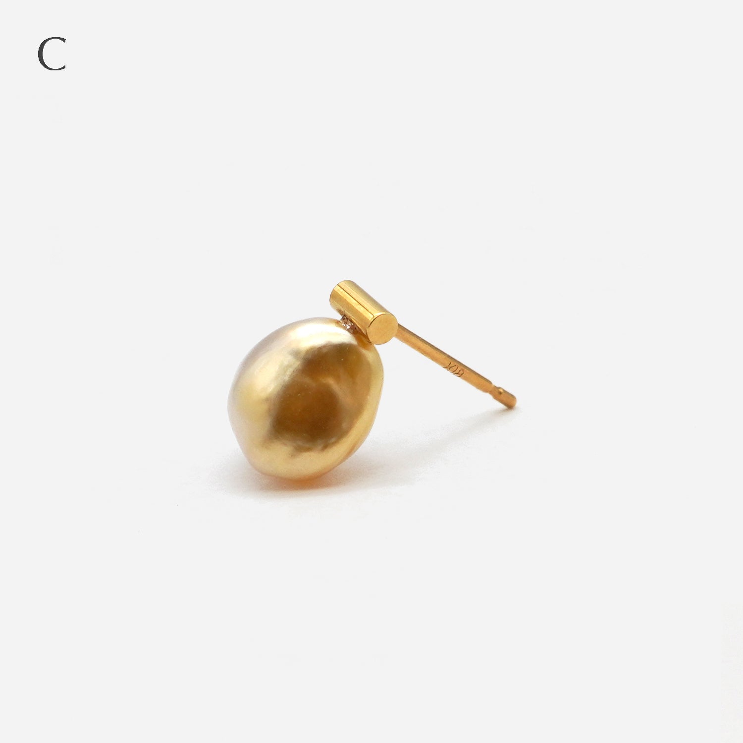 BAROQUE PEARL EARRING M