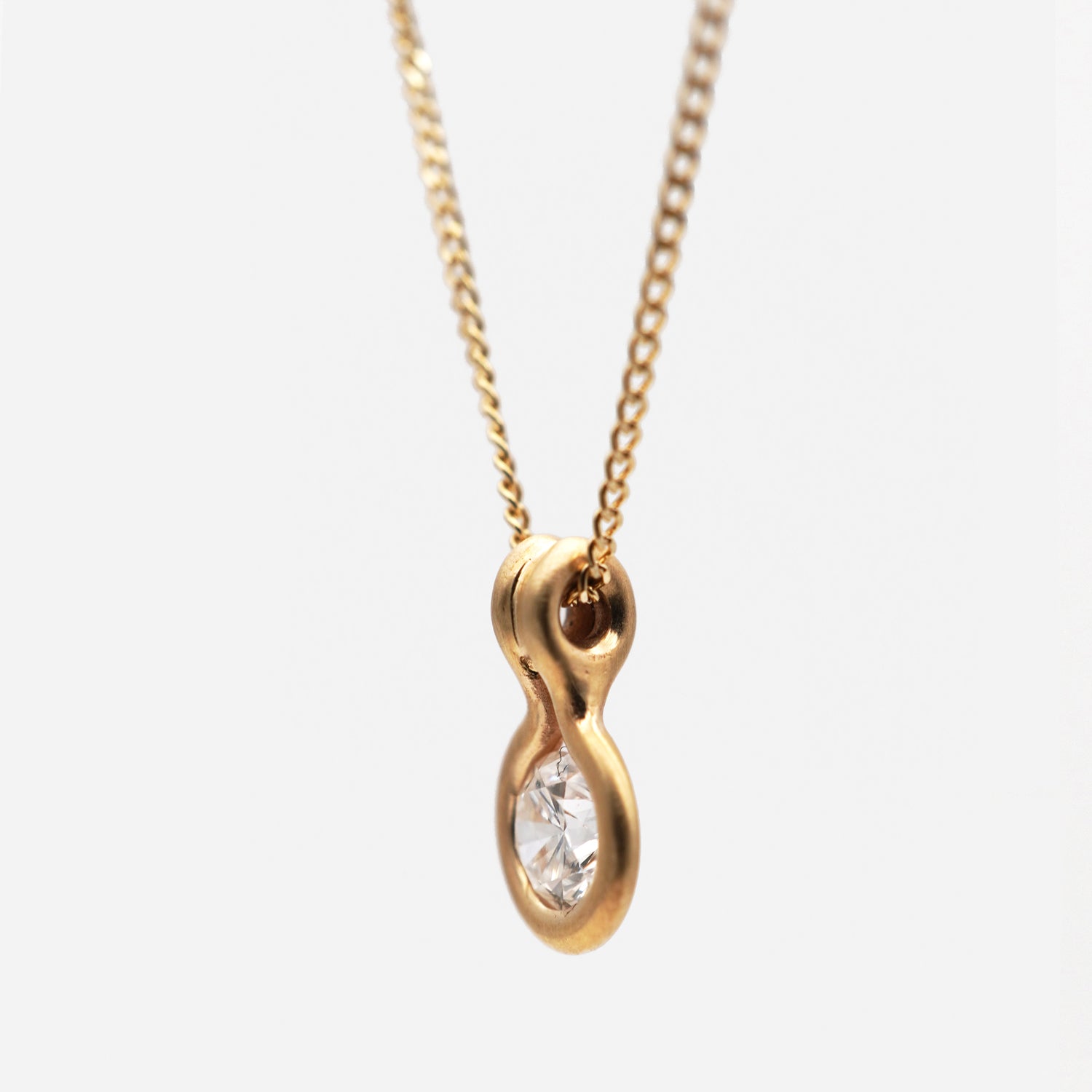 ROUND DIAMOND NECKLACE 4mm #3772