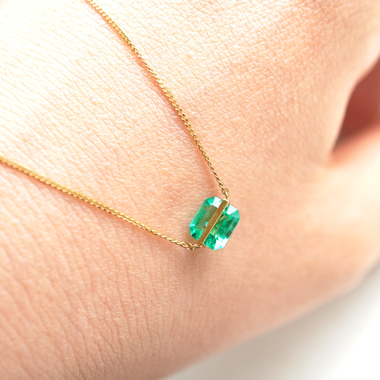 BAND NECKLACE EMERALD #2944