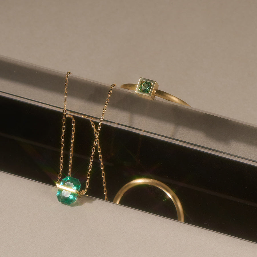 POSITION RING EMERALD #4075