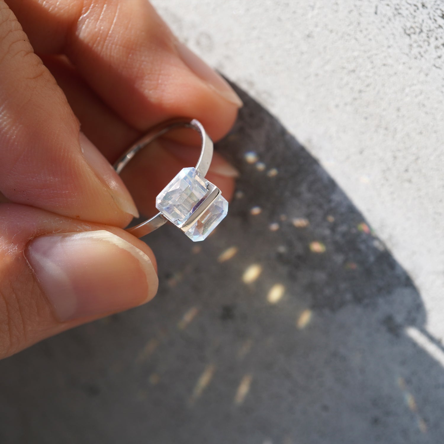 BAND RING RAINBOW MOONSTONE#4104