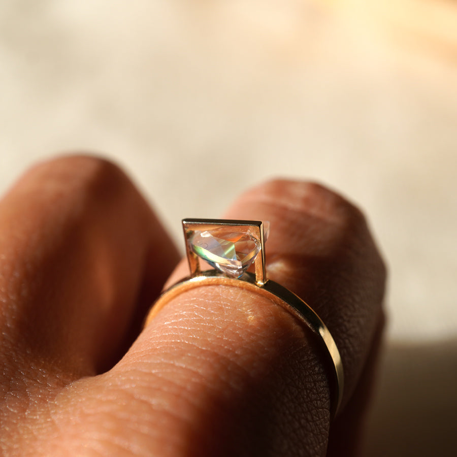 BAND RING RAINBOW MOONSTONE#4030