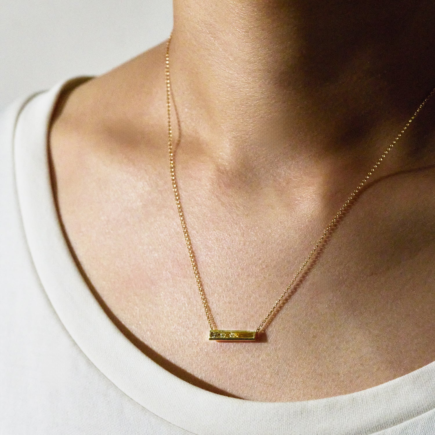 MOVING NECKLACE S