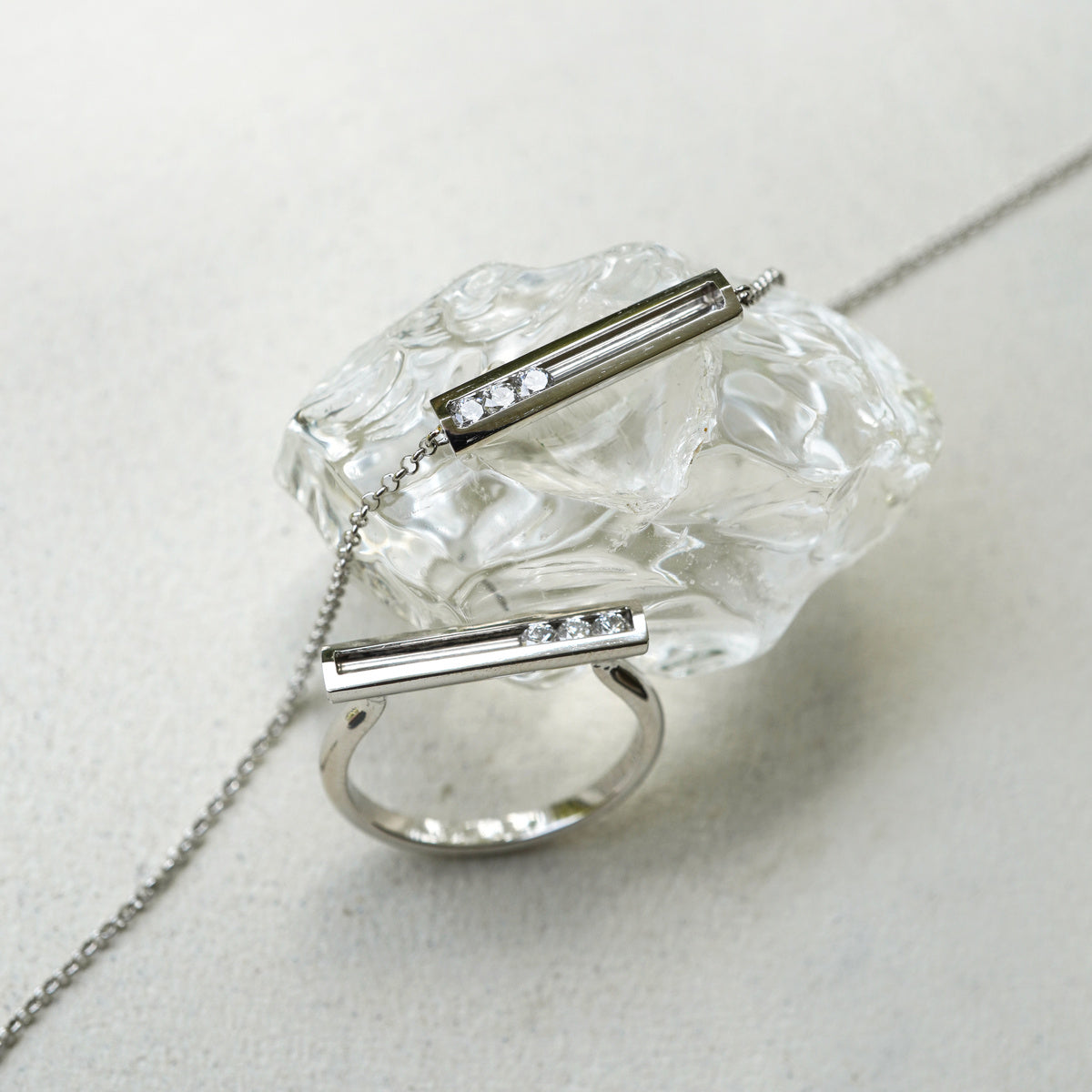 MOVING PLATINUM BRACELET S