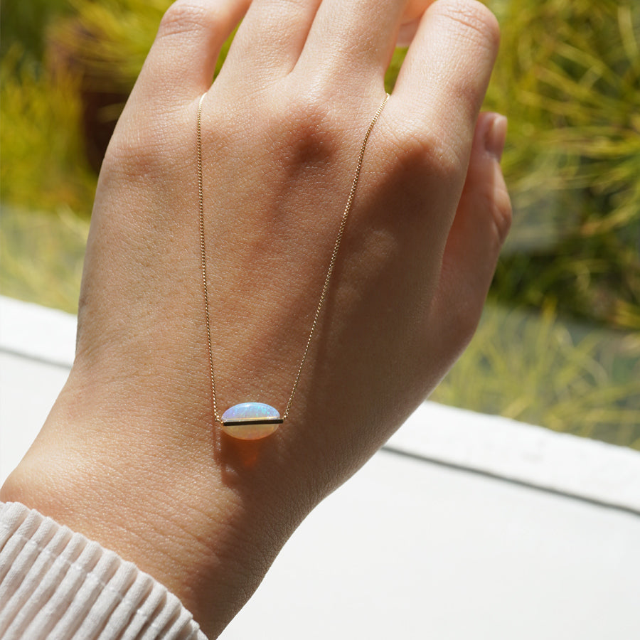 BAND NECKLACE OPAL #4130
