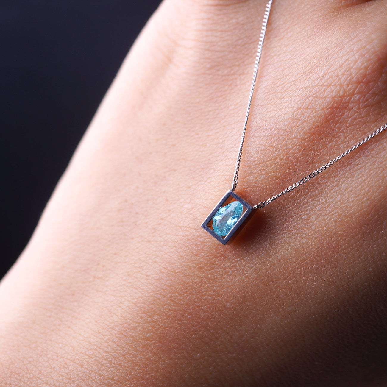 POSITION NECKLACE PARAIBA TOURMALINE0.26ct #4057