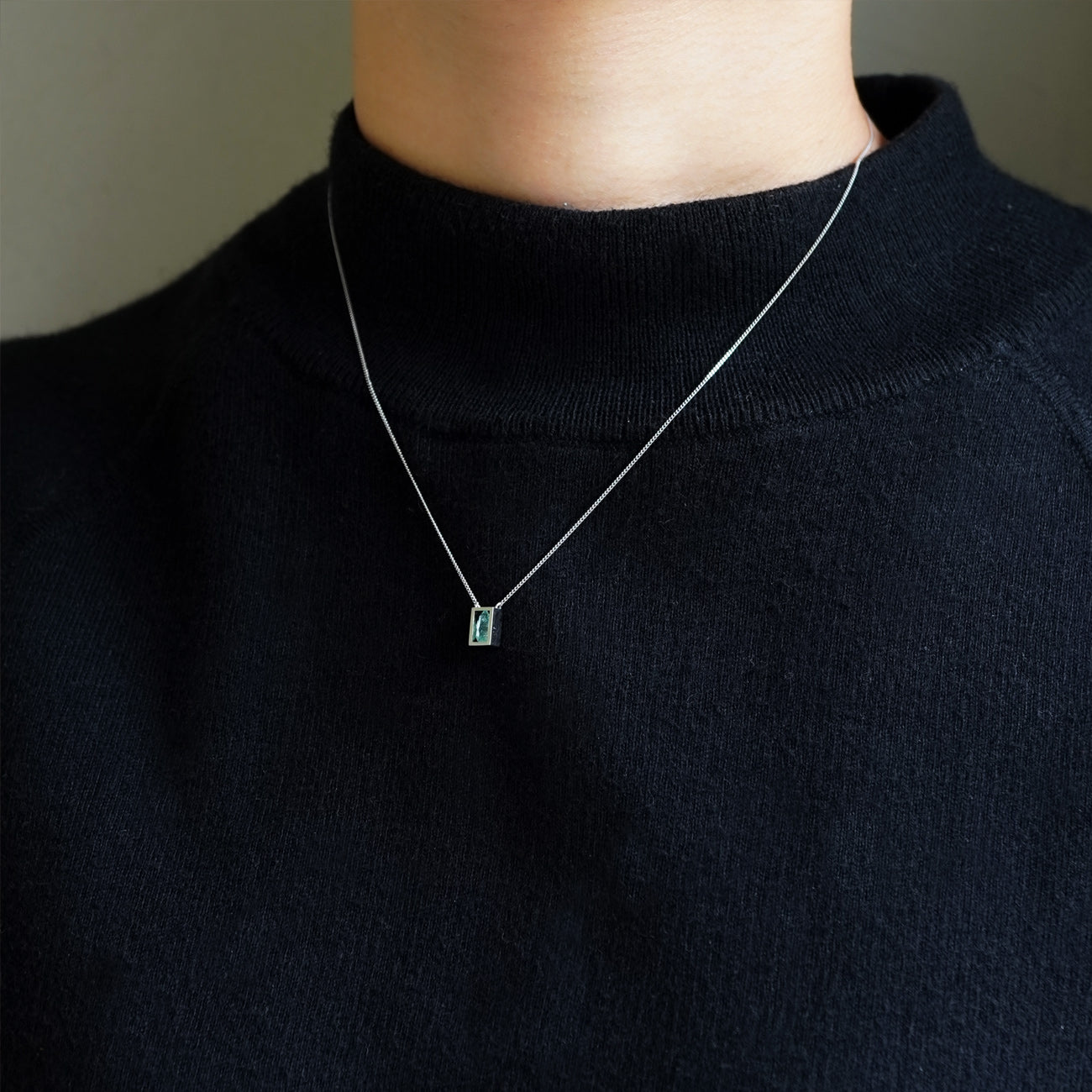 POSITION NECKLACE PARAIBA TOURMALINE0.26ct #4057