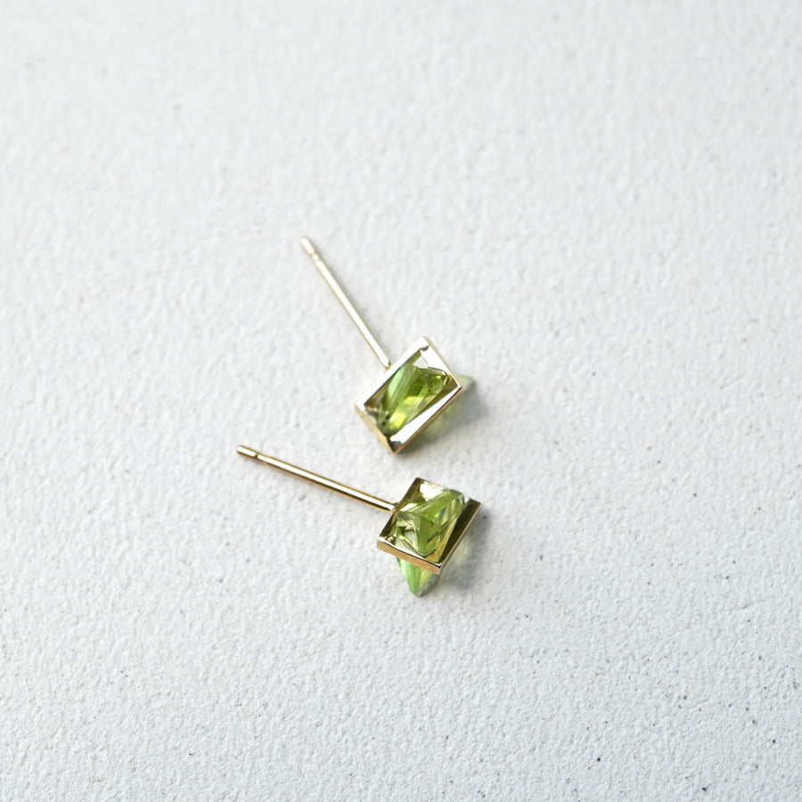 BAND EARRINGS PERIDOT #3517