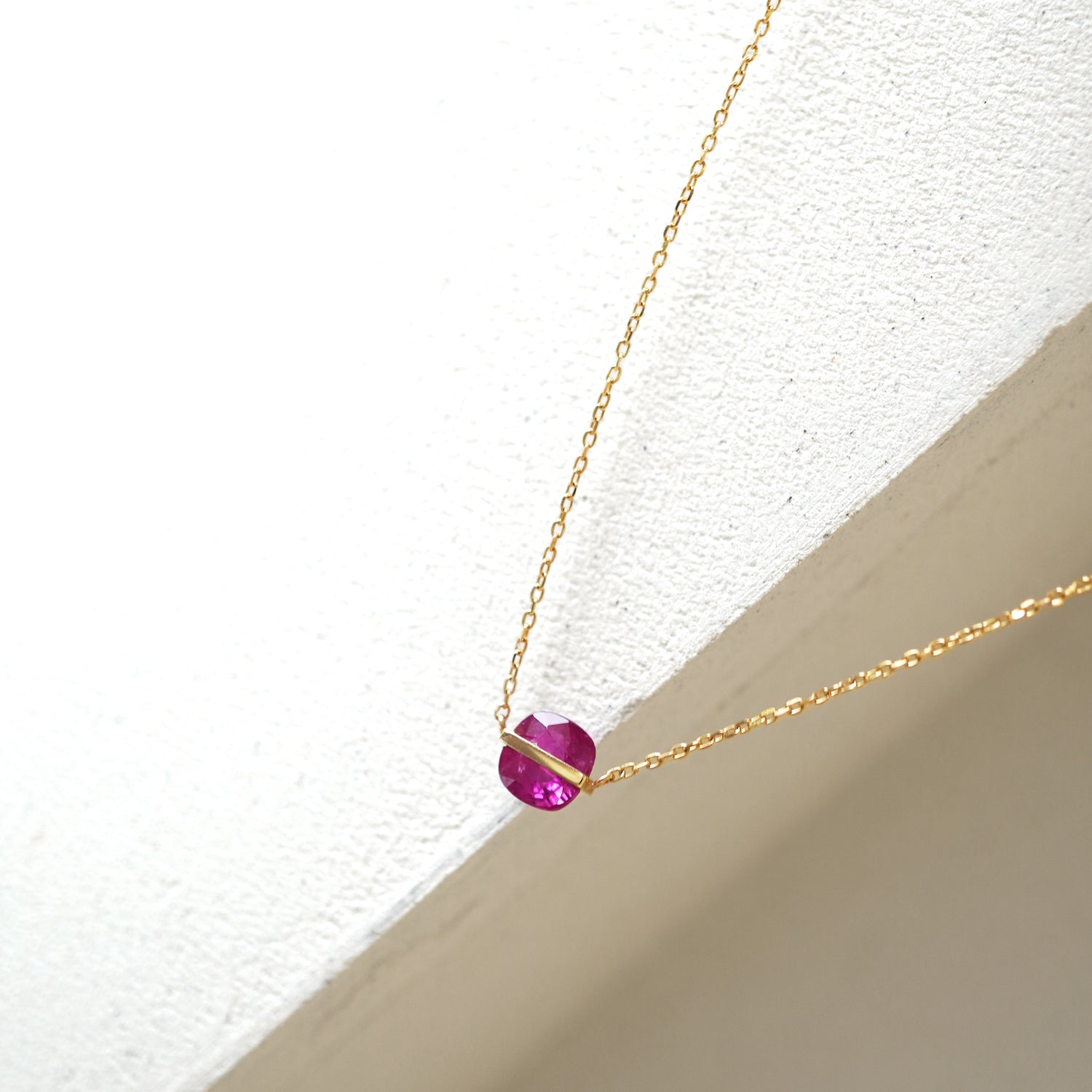 BAND NECKLACE RUBY #2601