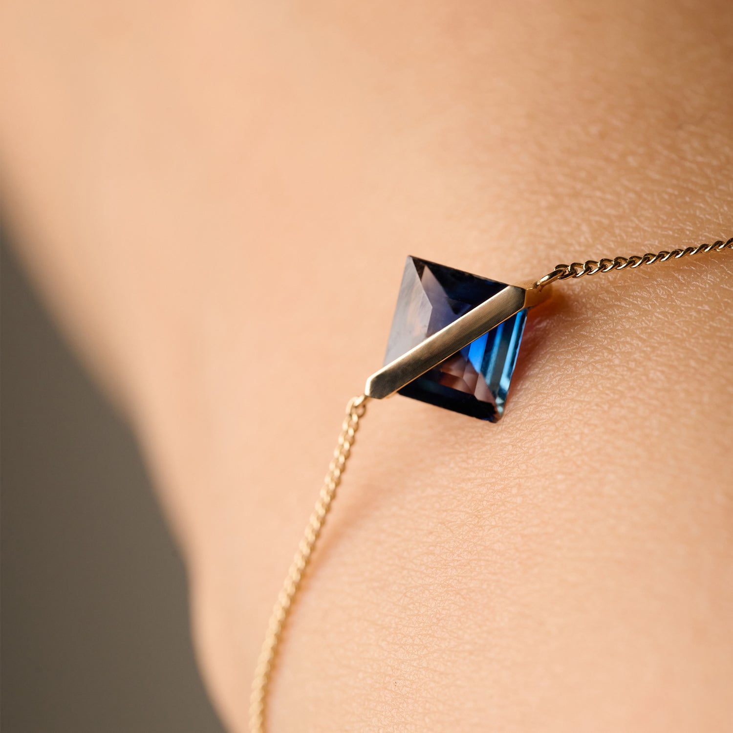 BAND BRACELET SAPPHIRE#3889