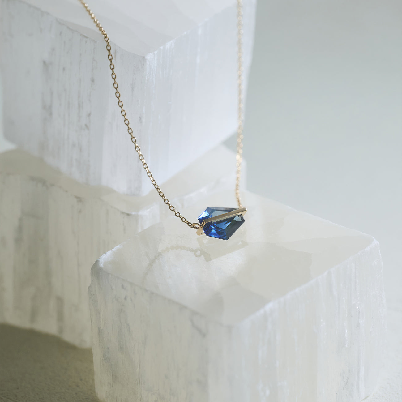 BAND NECKLACE SAPPHIRE #3942