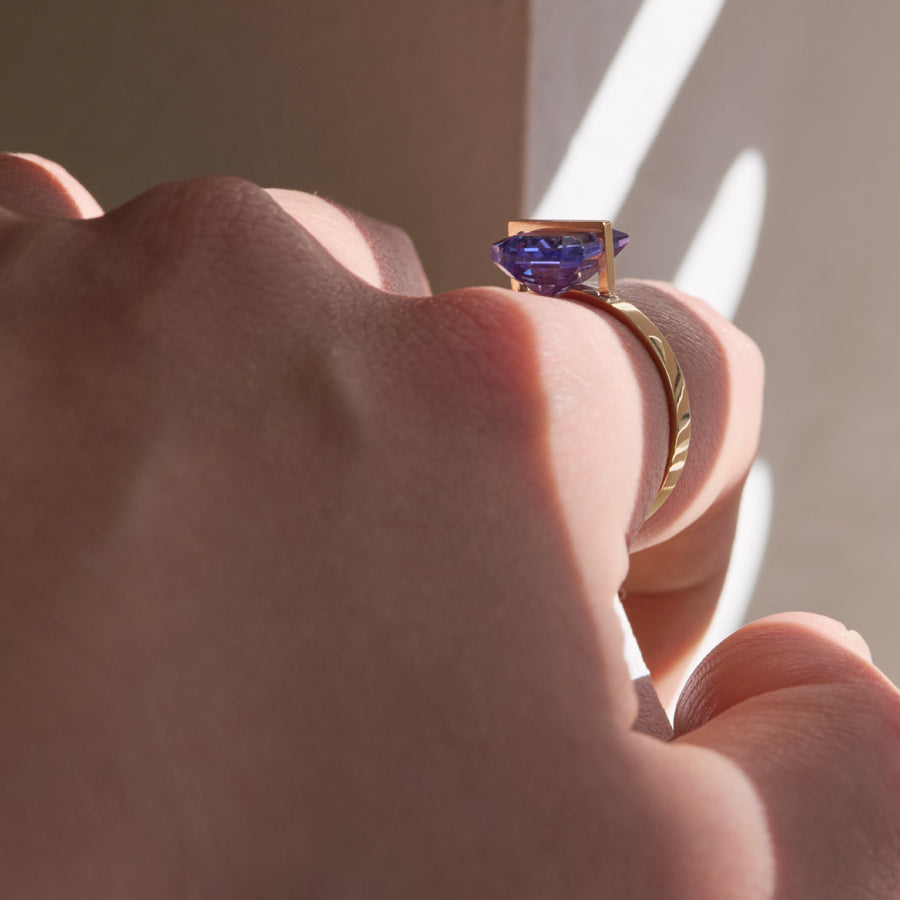 BAND RING TANZANITE#4085