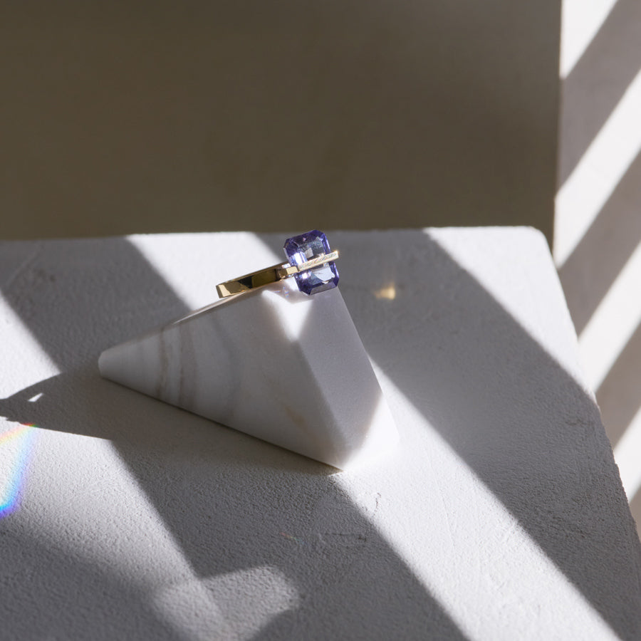 BAND RING TANZANITE#4085