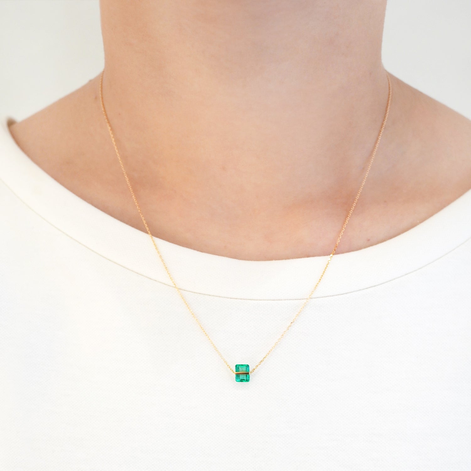 BAND NECKLACE EMERALD #2791